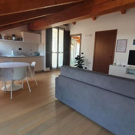 Appartamento Residenza Lavinia Monforte D'Alba Eksteriør billede